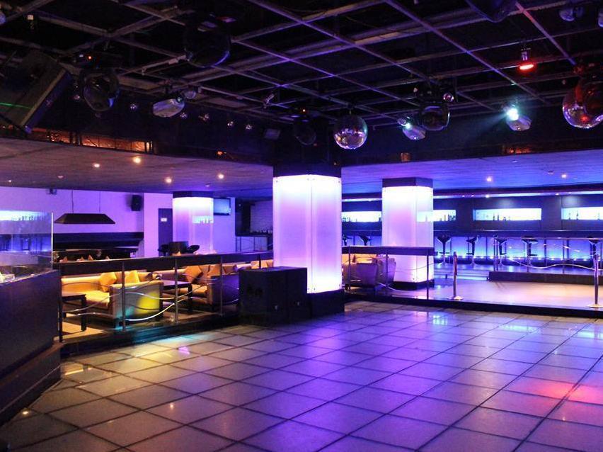 Greenpark Chennai Zewnętrze zdjęcie The interior of the nightclub