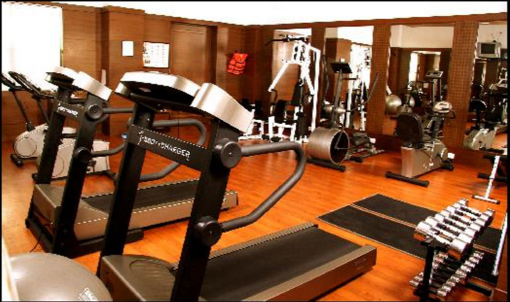 Greenpark Chennai Zewnętrze zdjęcie A gym