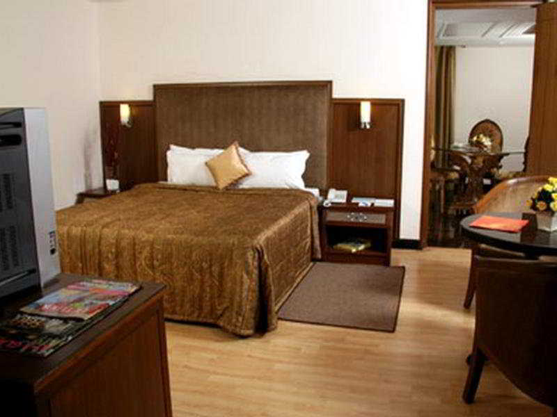 Greenpark Chennai Pokój zdjęcie A room at the Taj Bengal