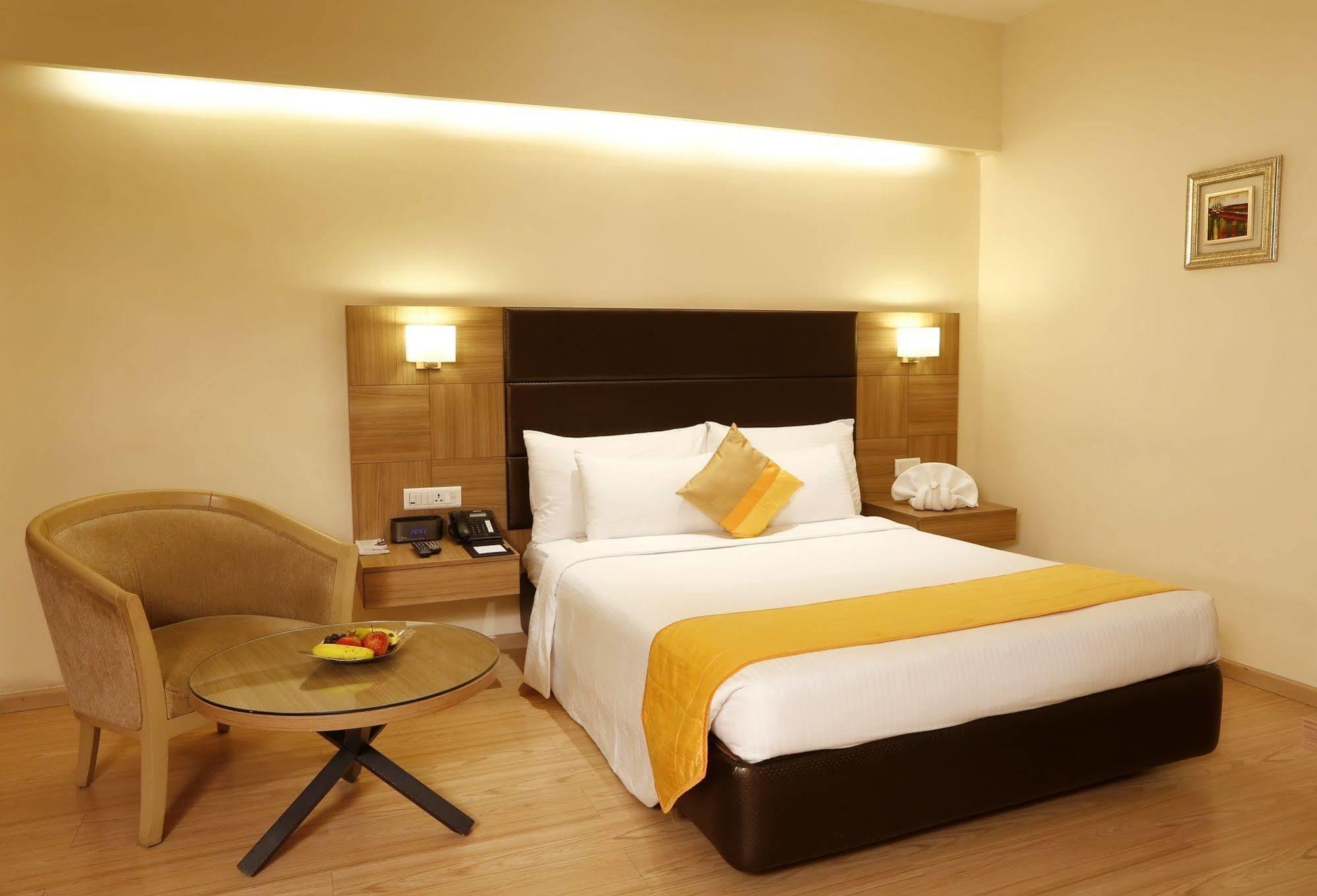 Greenpark Chennai Zewnętrze zdjęcie A room at the hotel